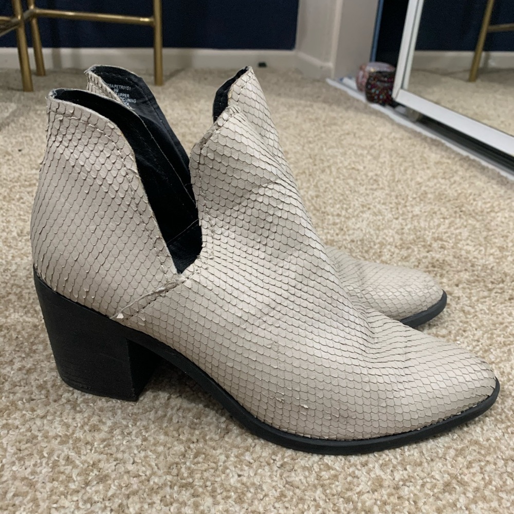 Steve Madden White Snake Bootie